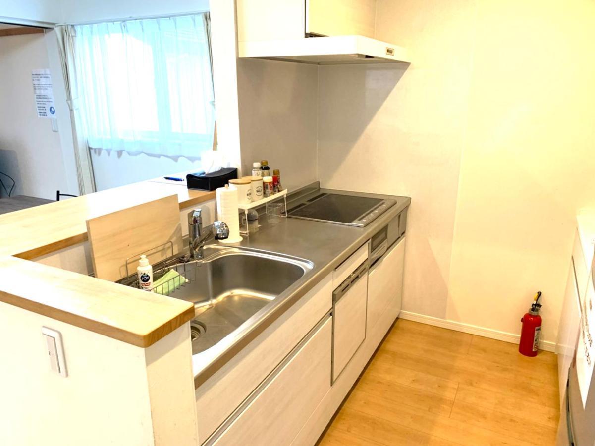Guesthouse徳島201 Tokushima Exteriör bild